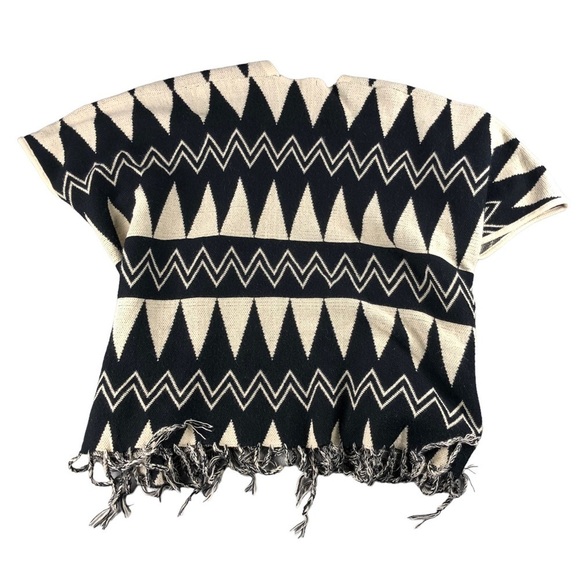 Debut Womens Small/Medium Black Cream Fringed Southwestern Equestrian Poncho - Picture 2 of 6